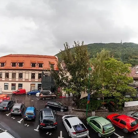 公寓 Dinicu, Brasov, Romania *