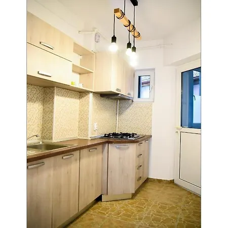 Dinicu, Brasov, Romania Apartament