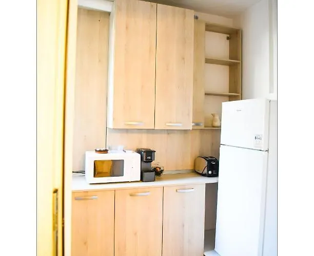 Apartment Dinicu, Brasov, Romania *